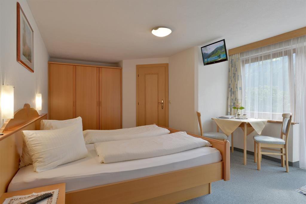 Gaestehaus Hoamatl Mayrhofen Esterno foto