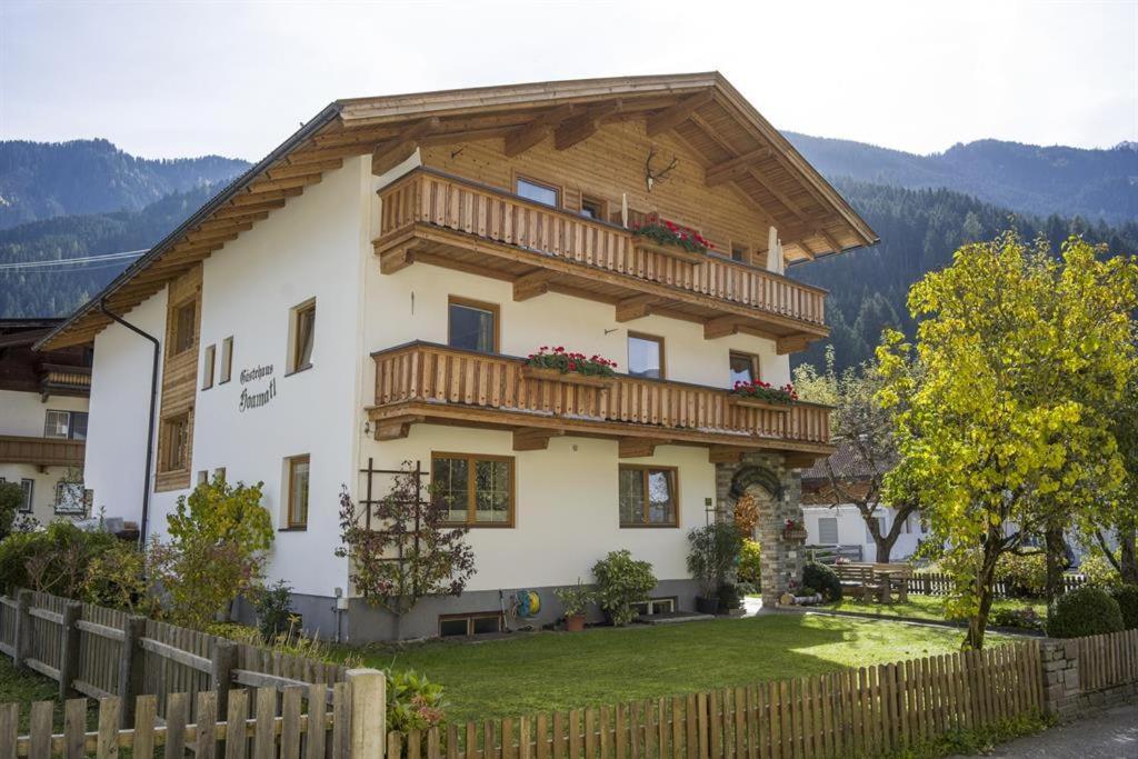 Gaestehaus Hoamatl Mayrhofen Esterno foto